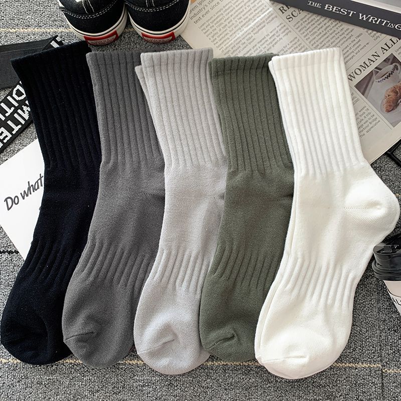 Socks Men's Autumn Spring and Autumn New Solid Color Casual All-match Sports Style Basketball Fashionable Socks Comfortable Men's Mid-tube Socks Rebel