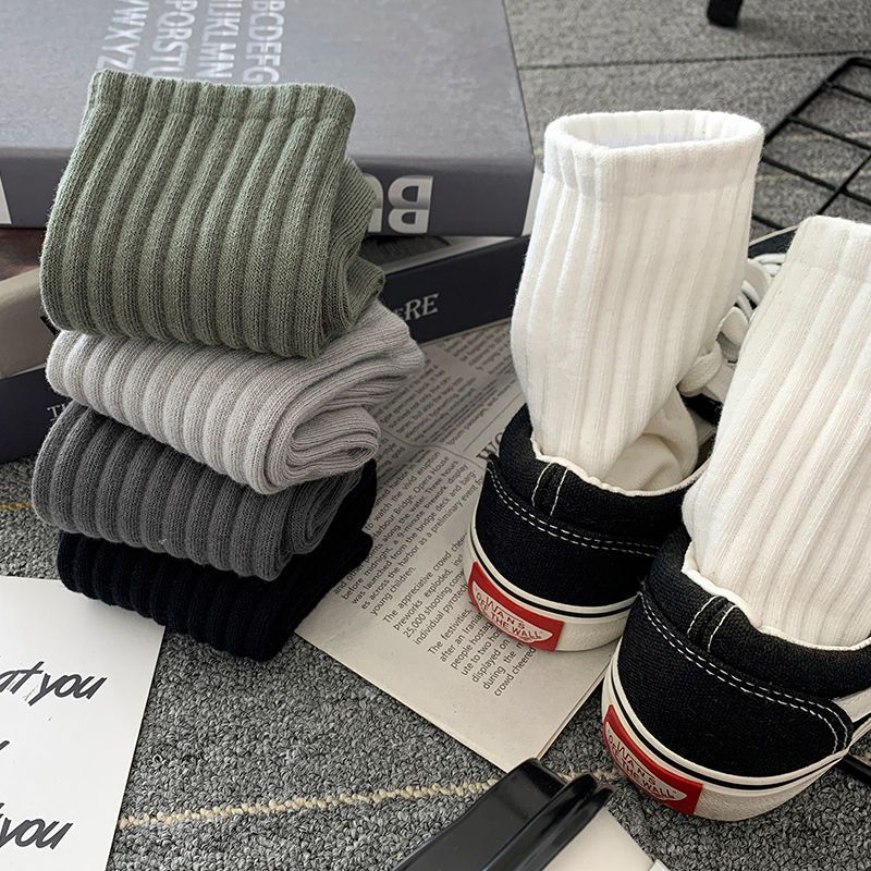 Socks Men's Autumn Spring and Autumn New Solid Color Casual All-match Sports Style Basketball Fashionable Socks Comfortable Men's Mid-tube Socks Rebel